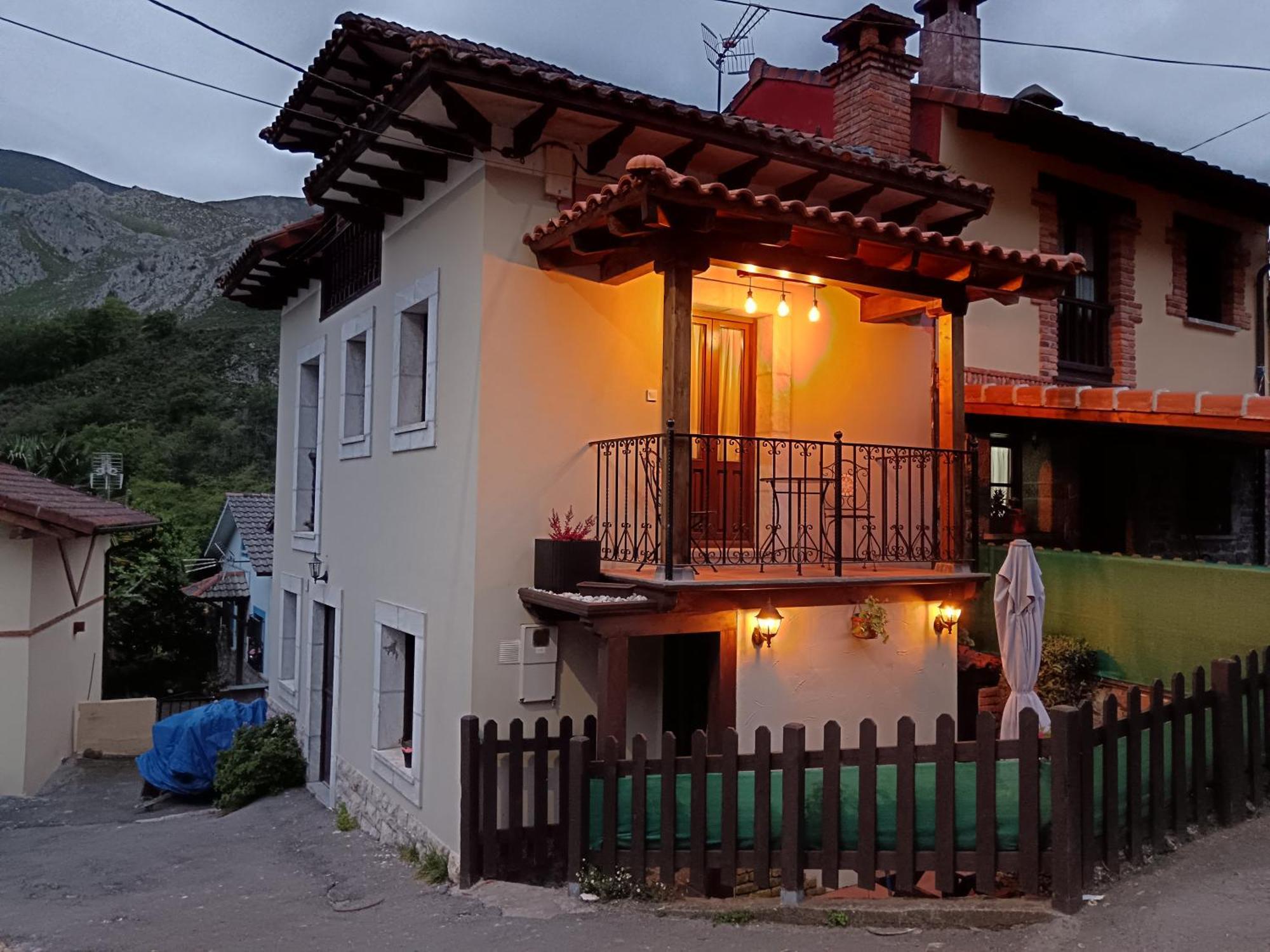 Casa Rural El Canton Onís 外观 照片