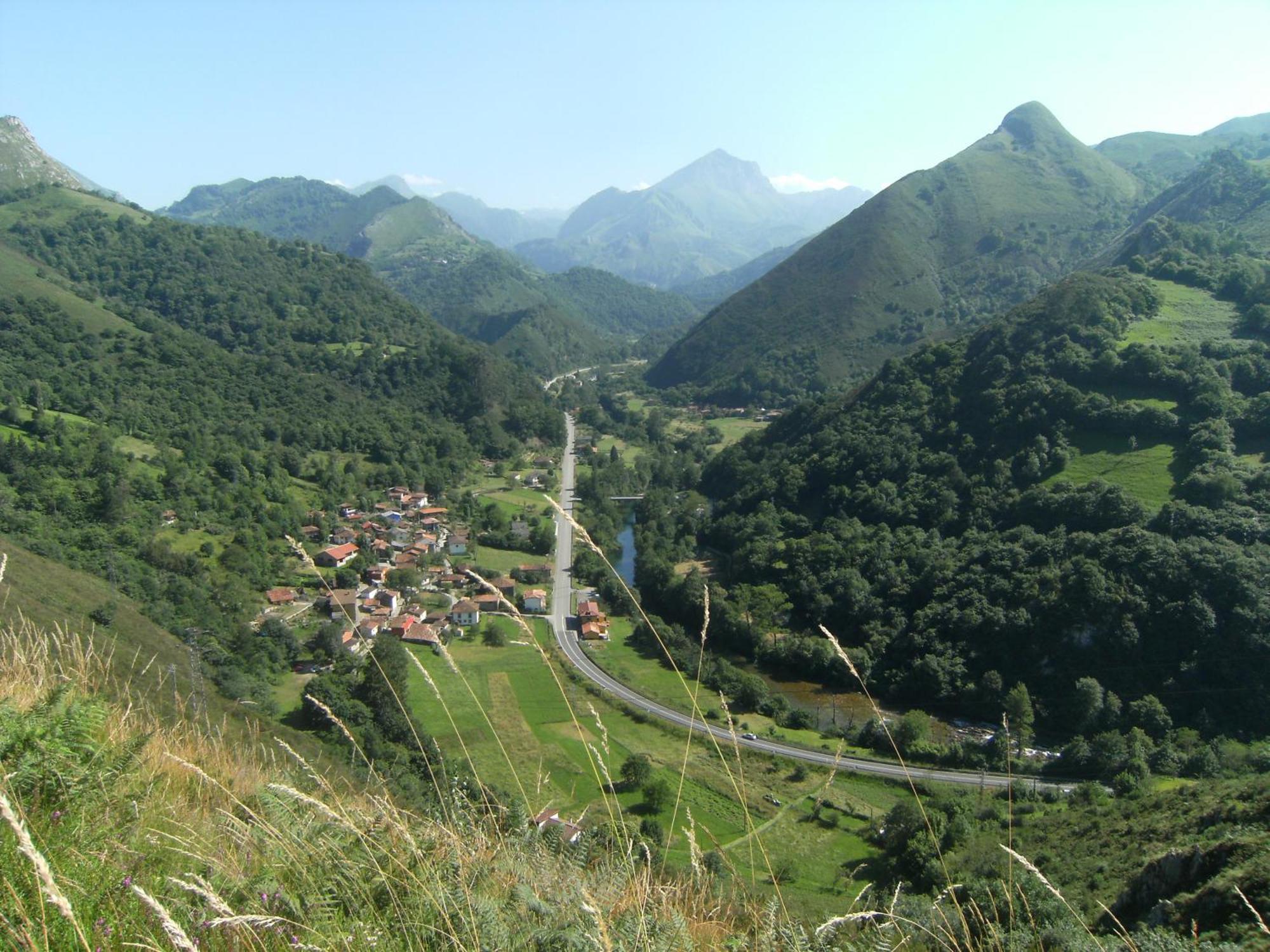 Casa Rural El Canton Onís 外观 照片